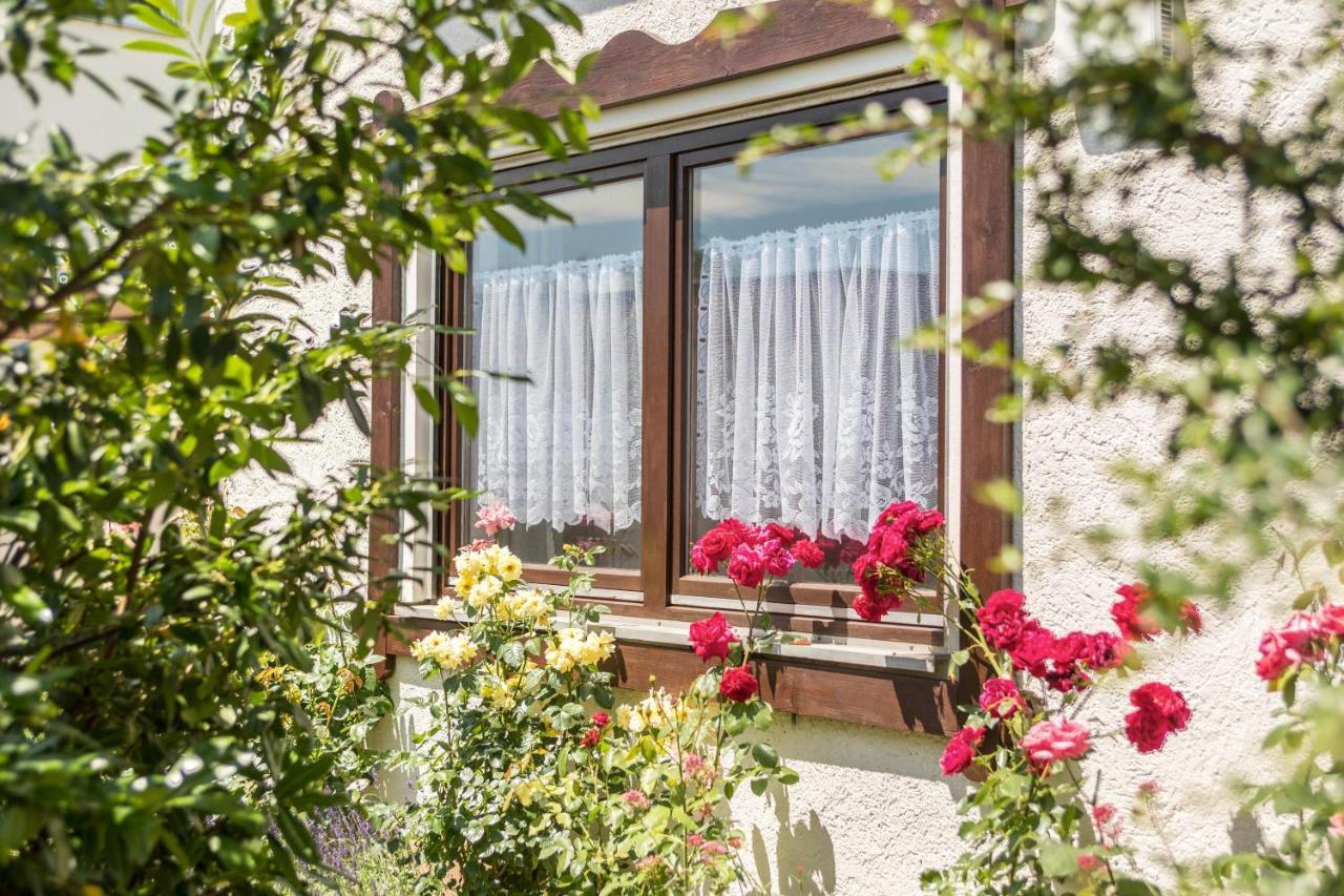 Ferienwohnung Bett und Frühstück bei Gertrud Hergensweiler Exterior foto
